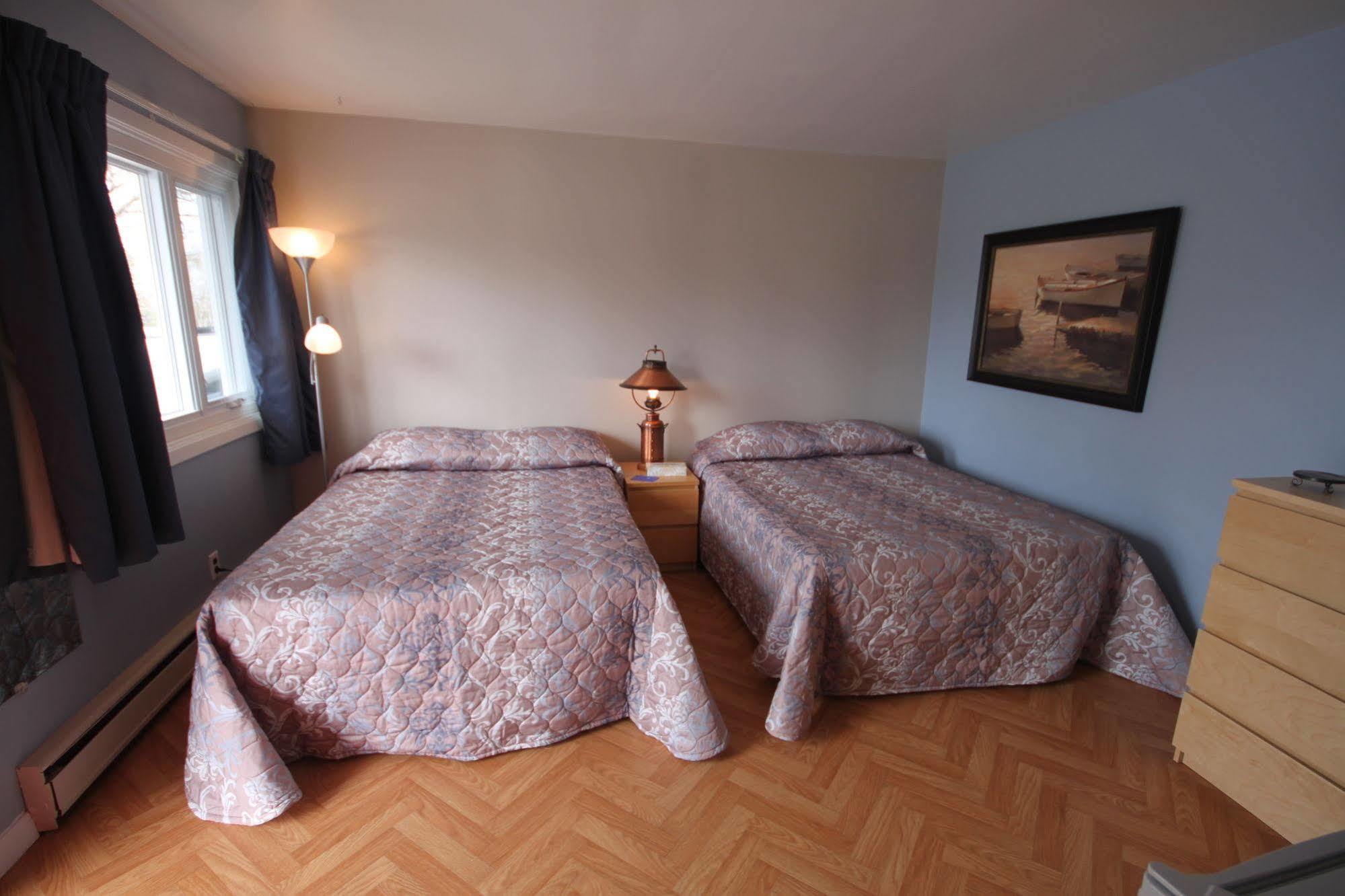 De L'anse Et Motel 2*